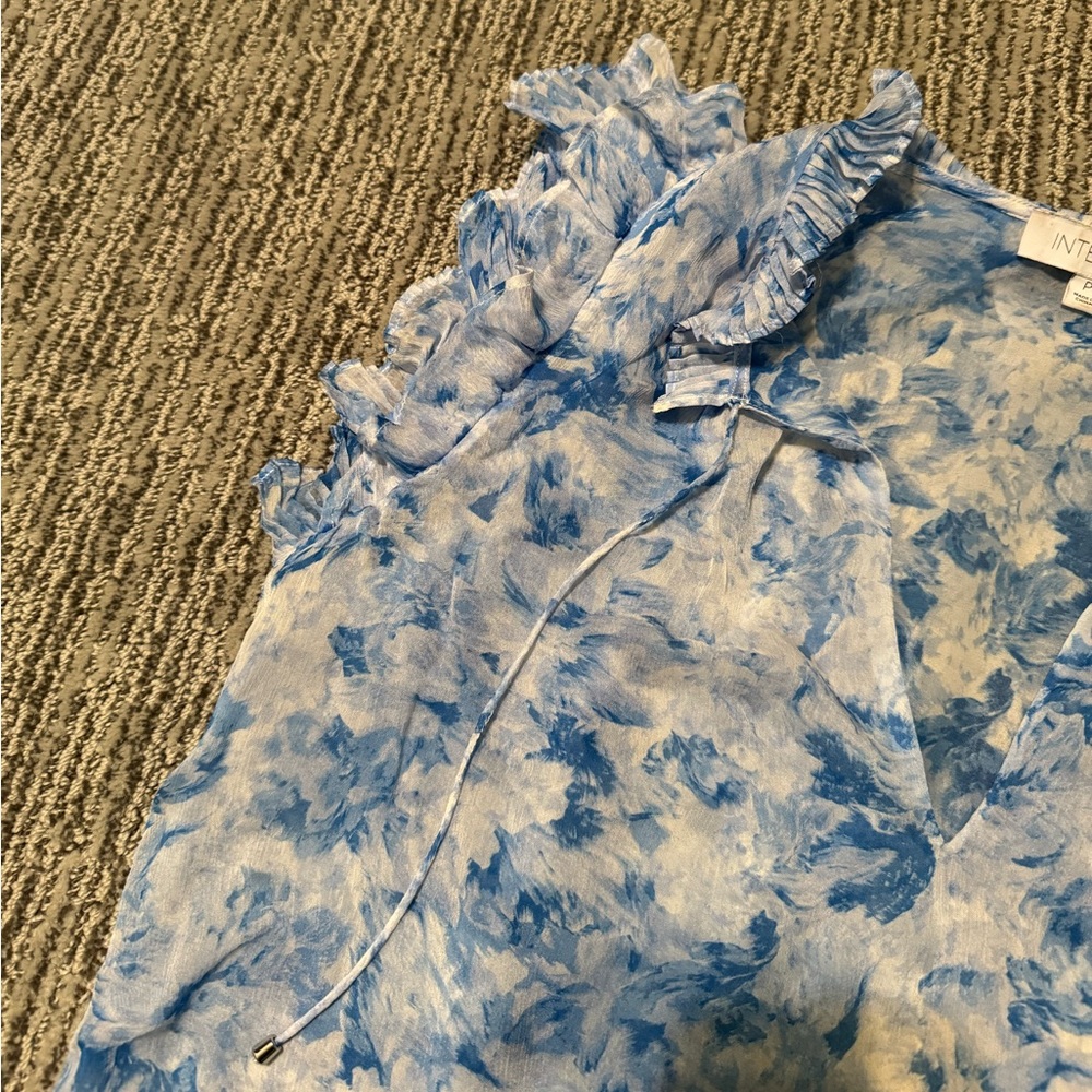 Intermix Blouse - Picture 2 of 7